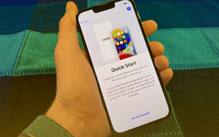 When Migrating to a New iPhone or iPad, Try Quick Start First
